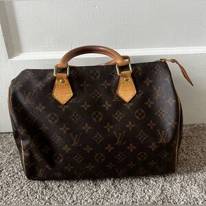 Louis Vuitton Speedy Bag